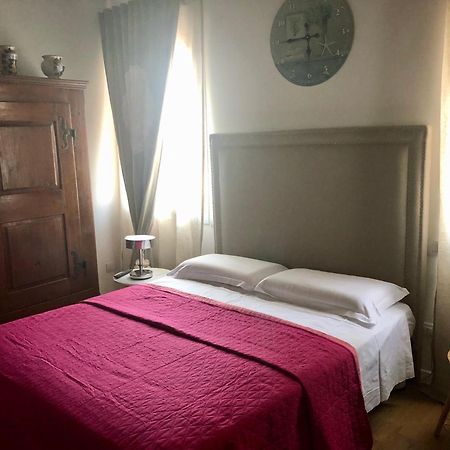 A Casa Di V-Ale Hotel Treviso Bagian luar foto