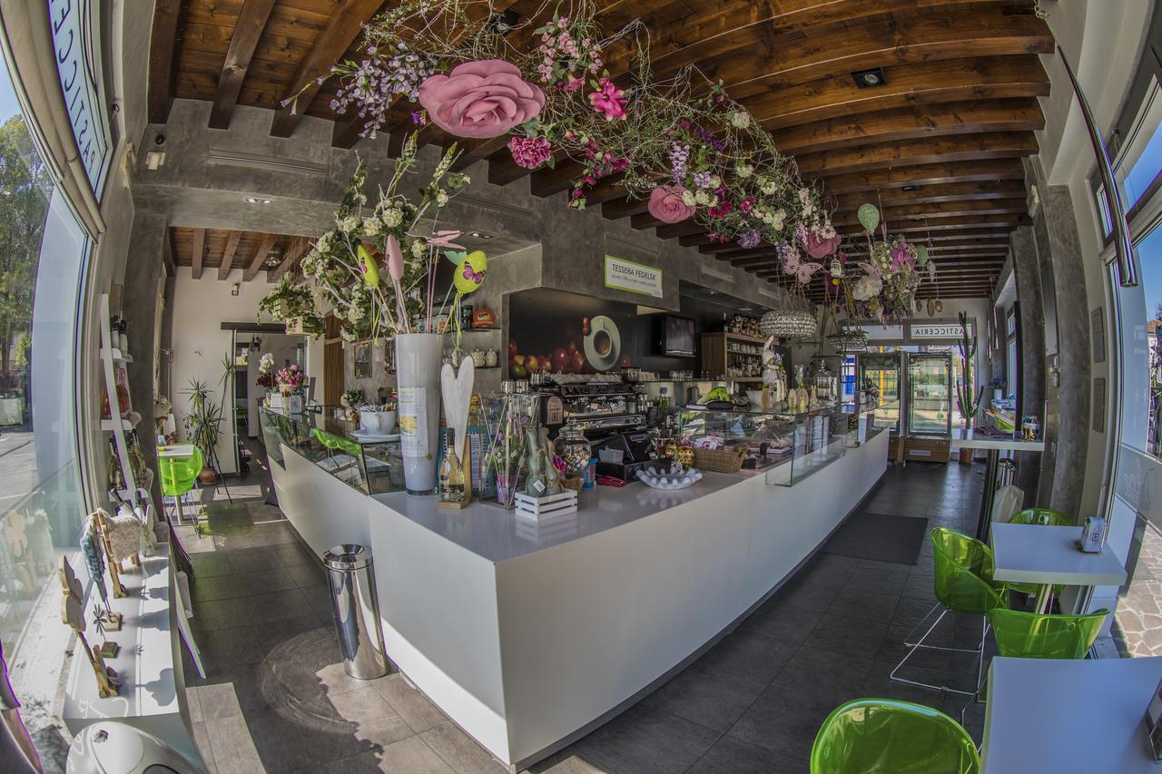 A Casa Di V-Ale Hotel Treviso Bagian luar foto